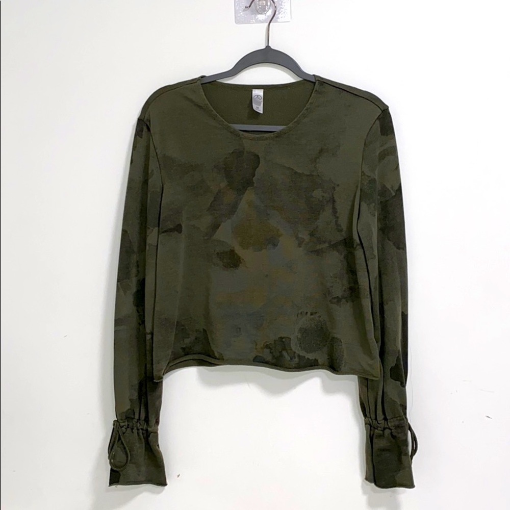 ALTERNATIVE Brand Cropped Sweatshirt